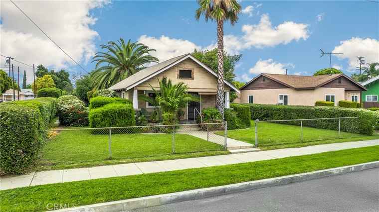 Photo of 755 E 11th St Pomona, CA 91766
