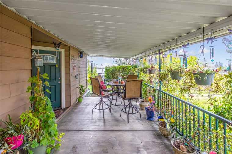 Photo of 929 E Foothill #161 Upland, CA 91786