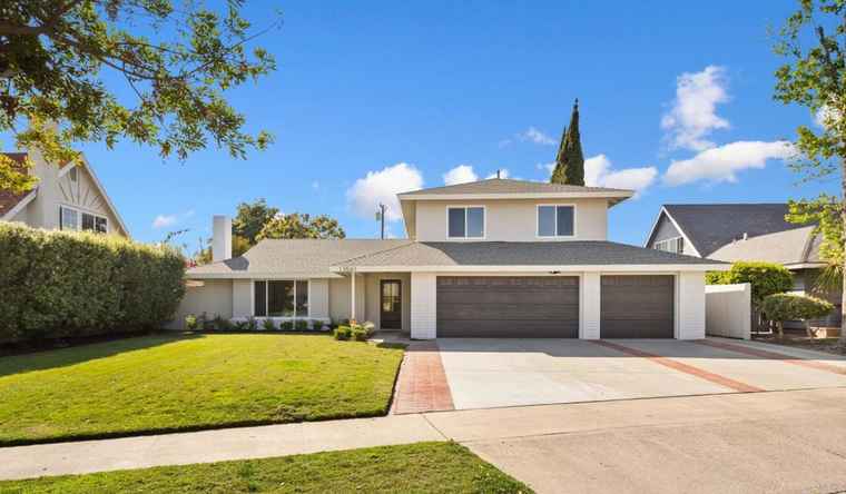 Photo of 13541 Farmington Rd Tustin, CA 92780