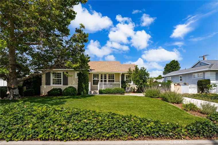 Photo of 209 S Homerest Ave West Covina, CA 91791