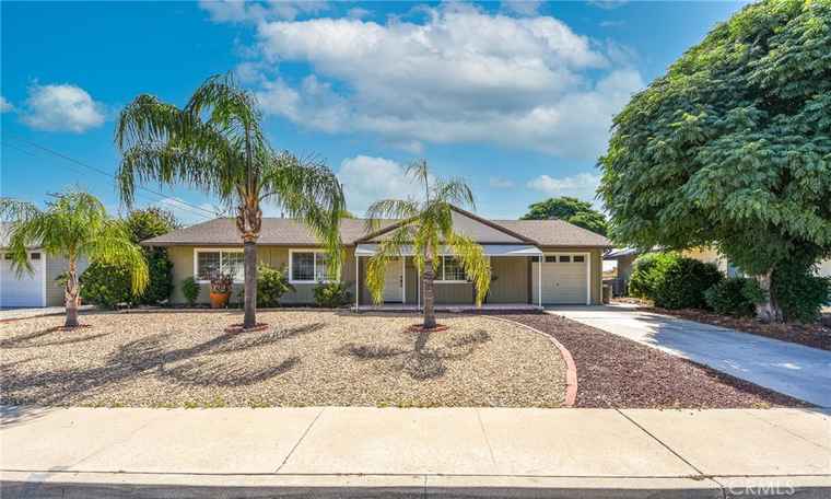 Photo of 25981 Coombe Hill Dr Menifee, CA 92586
