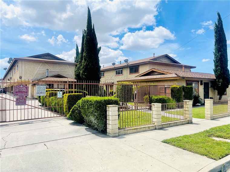 Photo of 7260 Richfield St #305 Paramount, CA 90723