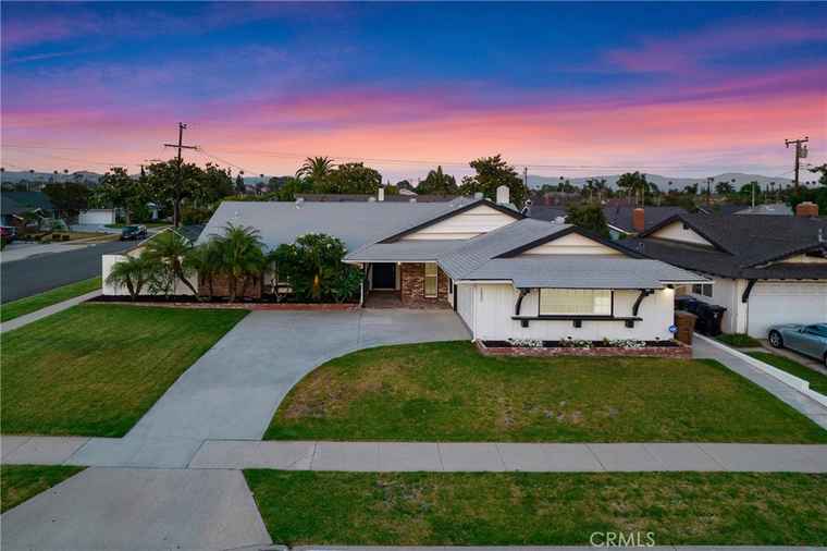 Photo of 1832 Stanley Ave Placentia, CA 92870