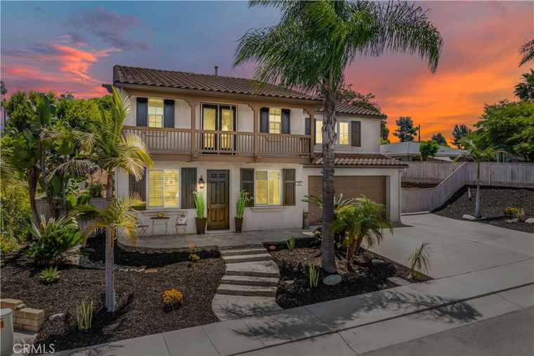Photo of 307 Palm Canyon Dr Vista, CA 92083