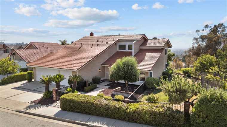 Photo of 998 Calle Primavera San Dimas, CA 91773