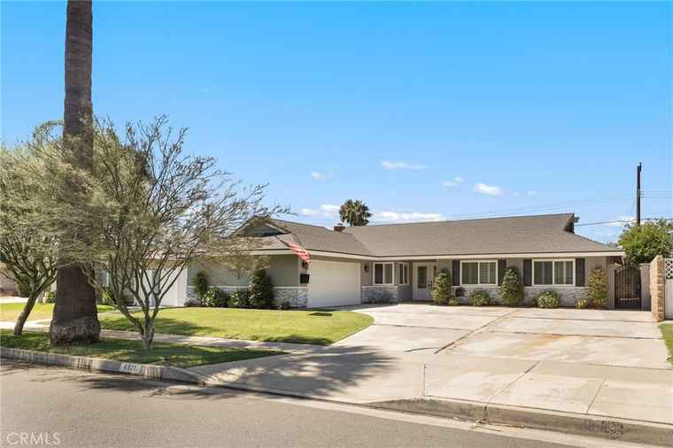Photo of 4831 Briarhill Dr Yorba Linda, CA 92886