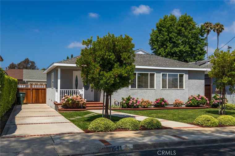 Photo of 1641 Greenwood Ave Torrance, CA 90503