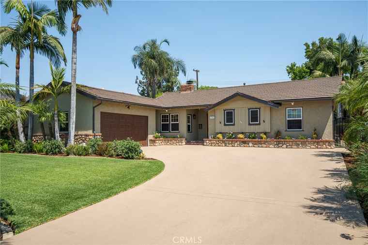 Photo of 1302 Sierra View Dr Glendora, CA 91740