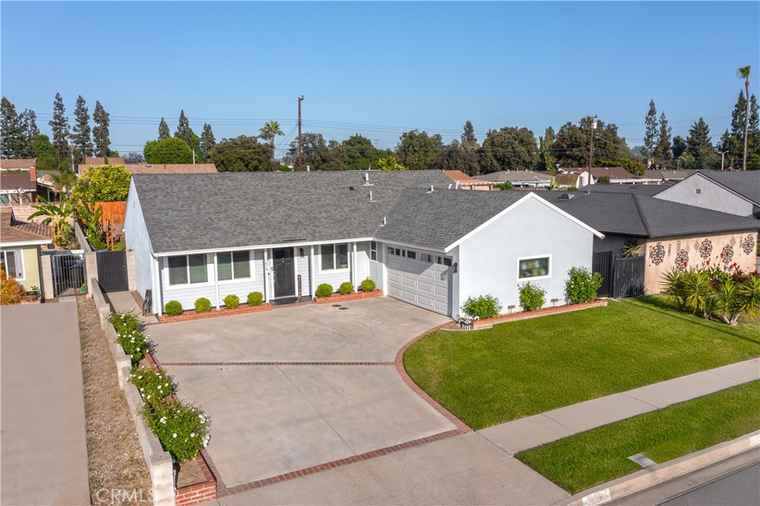 Photo of 1156 N Stephora Ave Covina, CA 91724