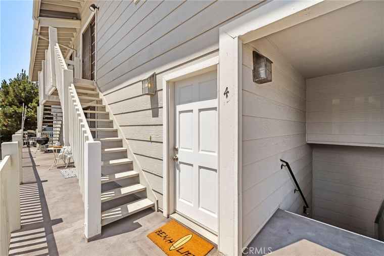 Photo of 1421 Superior Ave #4 Newport Beach, CA 92663