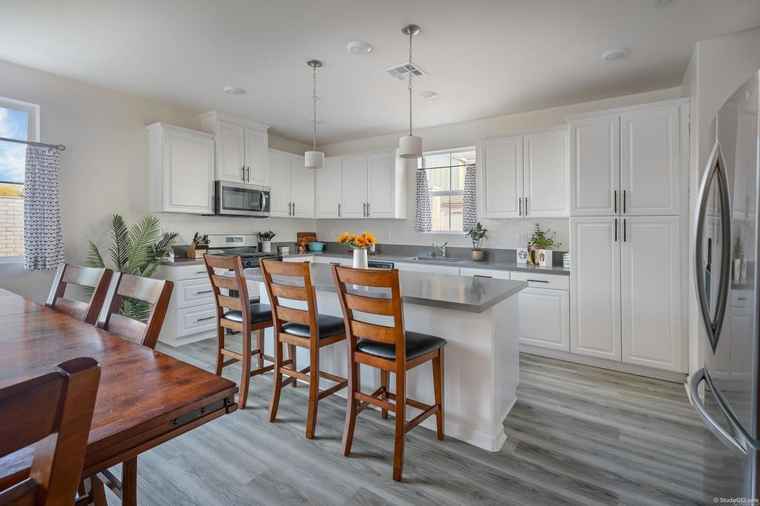 Photo of 28003 Harvest Ct Valley Center, CA 92082