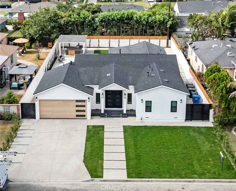 Photo of 9044 Bigby St Downey, CA 90241