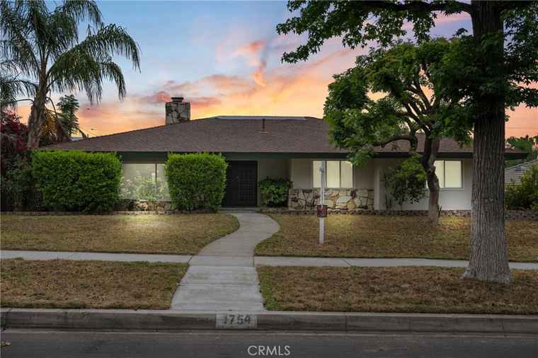 Photo of 1754 N 1st Ave Upland, CA 91784