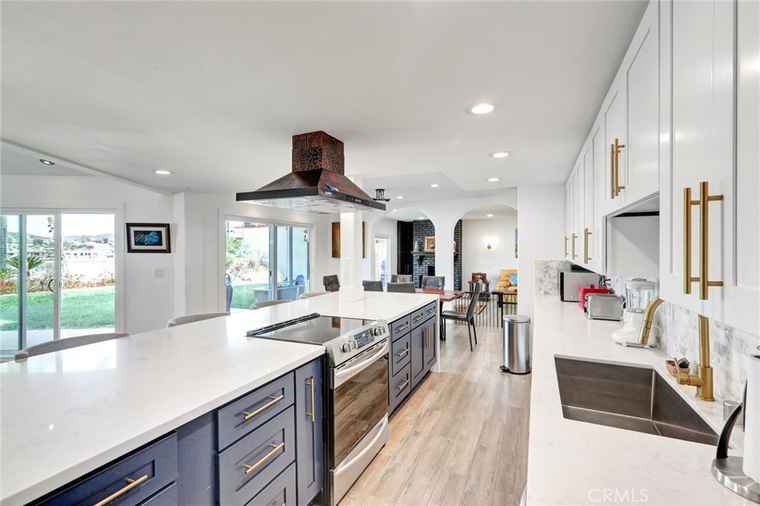 Photo of 29795 Eagle Point Dr Canyon Lake, CA 92587