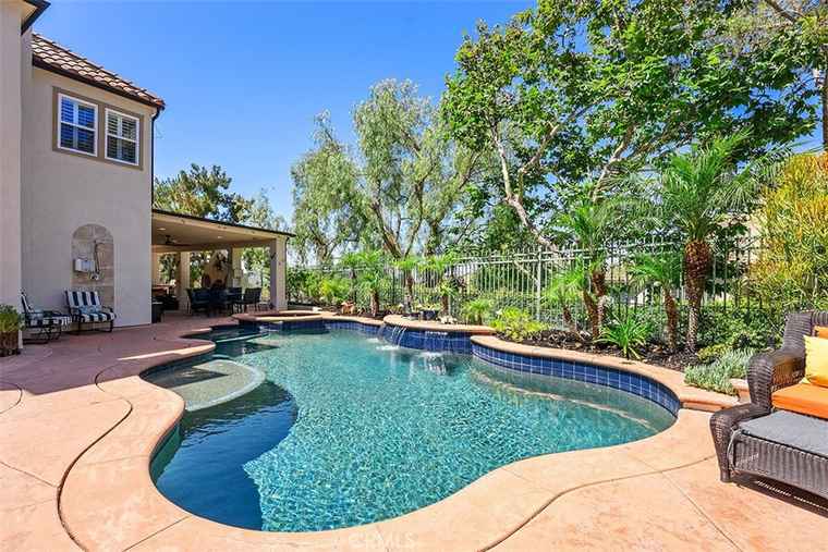 Photo of 7 Mariposa Rancho Santa Margarita, CA 92679