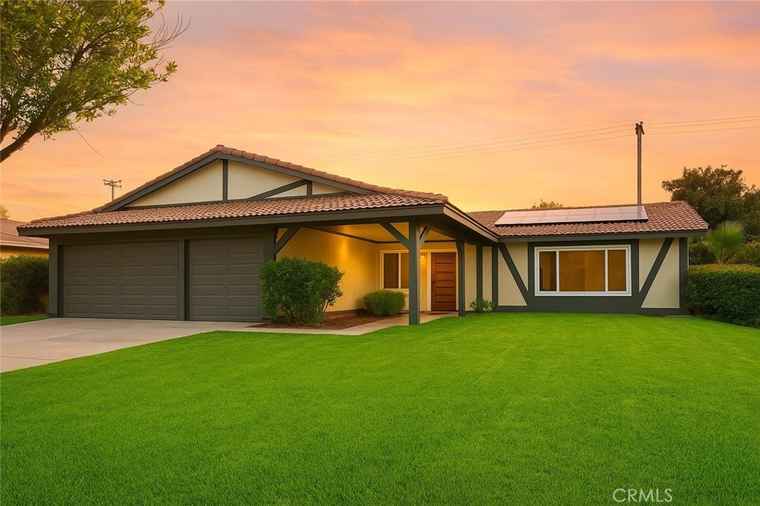 Photo of 1653 N Fillmore Ave Rialto, CA 92376