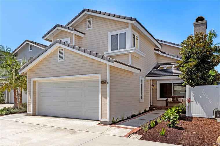 Photo of 12 Hazelnut Irvine, CA 92614