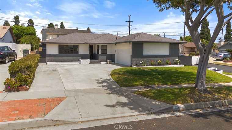 Photo of 19240 Annalee Ave Carson, CA 90746