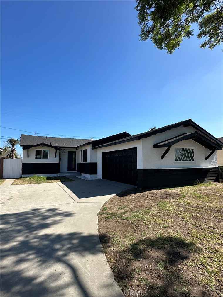 Photo of 12523 Lemming St Lakewood, CA 90715