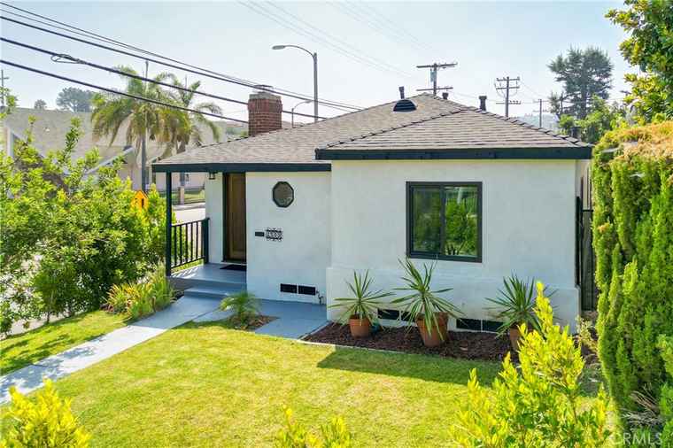 Photo of 2500 Aurora Ter Alhambra, CA 91803