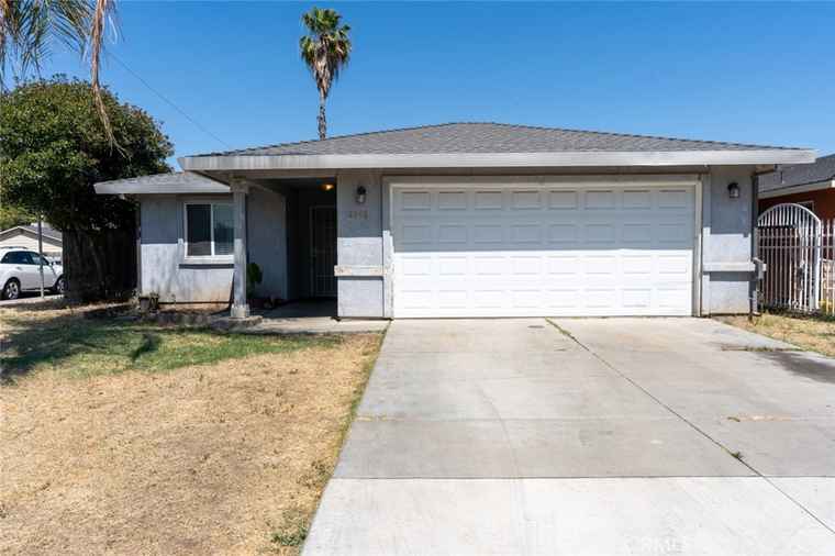 Photo of 2246 Beachwood Dr Merced, CA 95348