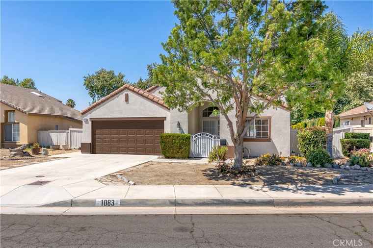 Photo of 1083 Mill Iron Way San Jacinto, CA 92583