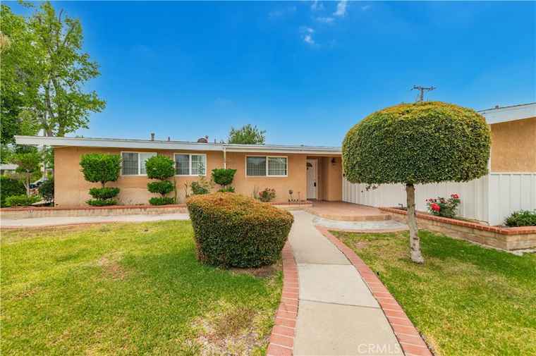 Photo of 1003 S Rodilee Ave West Covina, CA 91791