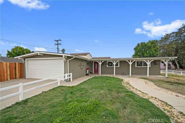 Photo of 1335 N Miller St Santa Maria, CA 93454