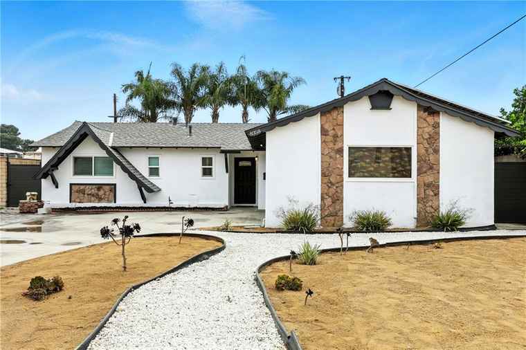 Photo of 8358 Walker St La Palma, CA 90623