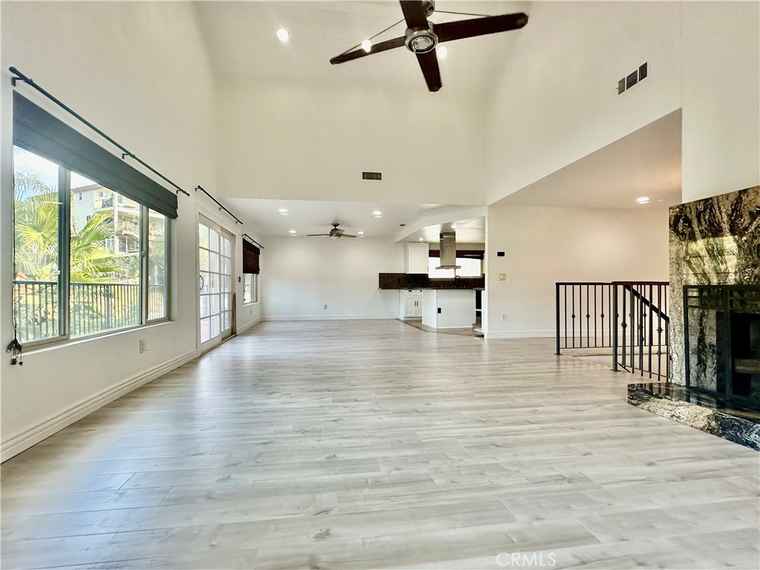 Photo of 22700 Cascade Dr Canyon Lake, CA 92587
