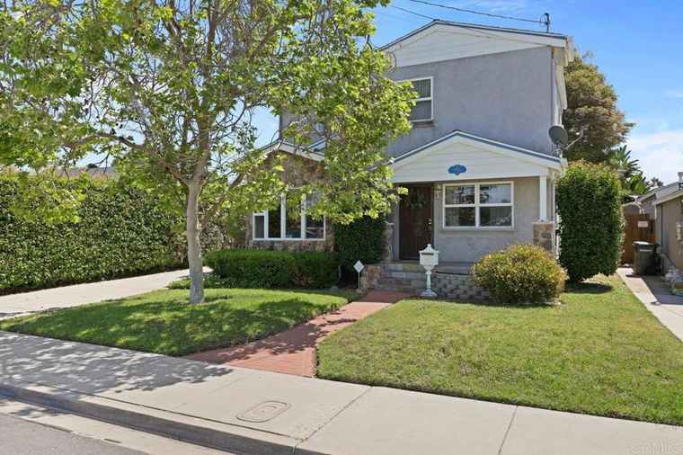 Photo of 4625 68th St La Mesa, CA 91942