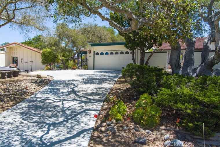 Photo of 4131 Oakwood Rd Lompoc, CA 93436