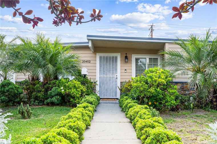 Photo of 20402 Pioneer Blvd Lakewood, CA 90715