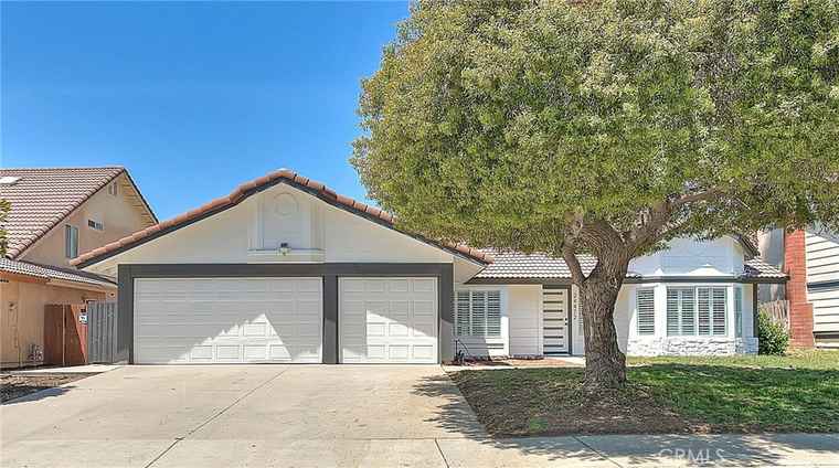 Photo of 24472 Old Country Rd Moreno Valley, CA 92557
