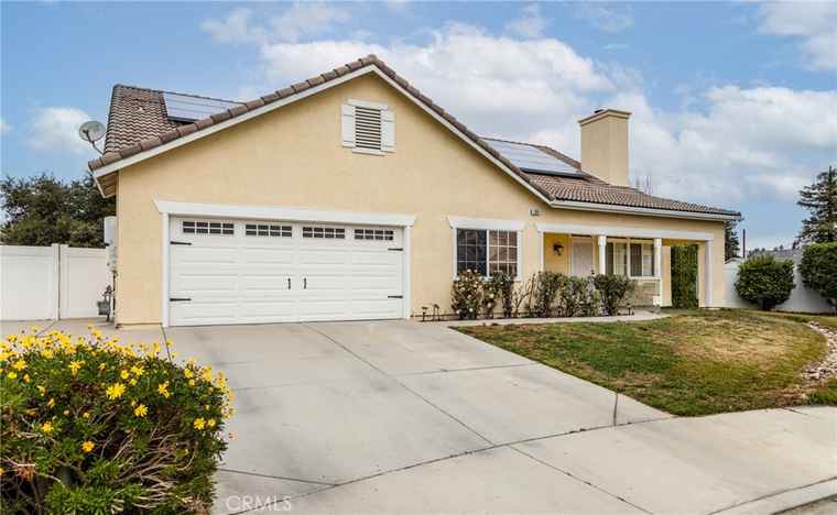 Photo of 1196 Evergreen Cir Beaumont, CA 92223