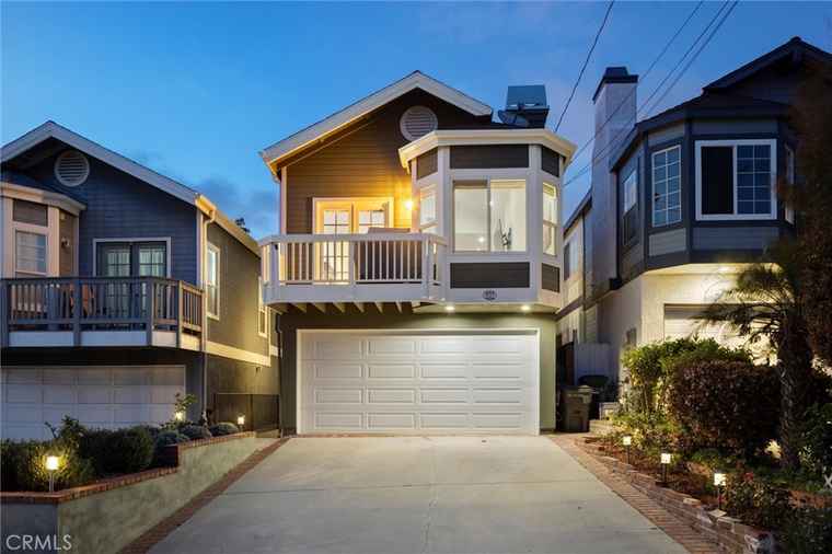 Photo of 1727 Spreckels Ln Redondo Beach, CA 90278