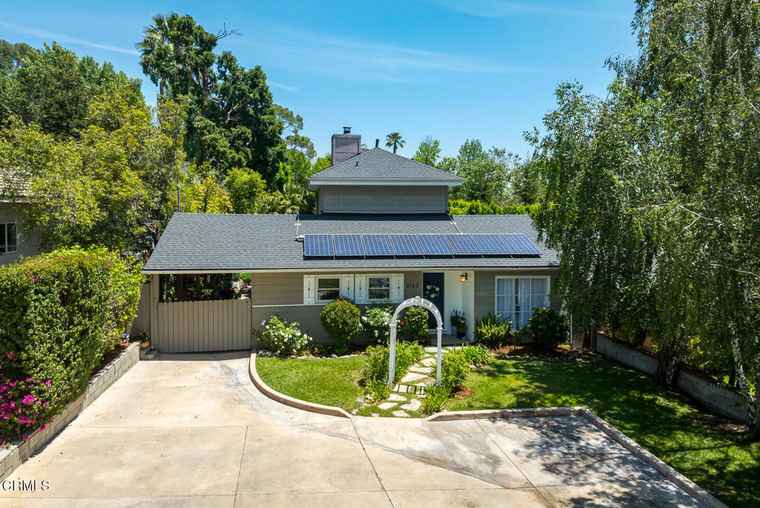 Photo of 5148 Angeles Crest Hwy La Canada Flintridge, CA 91011