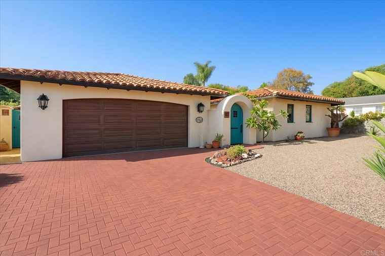 Photo of 1822 Suemark Vista, CA 92084