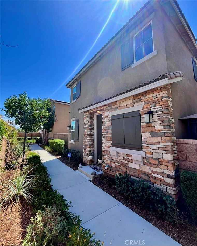 Photo of 174 Linden Ct Perris, CA 92571