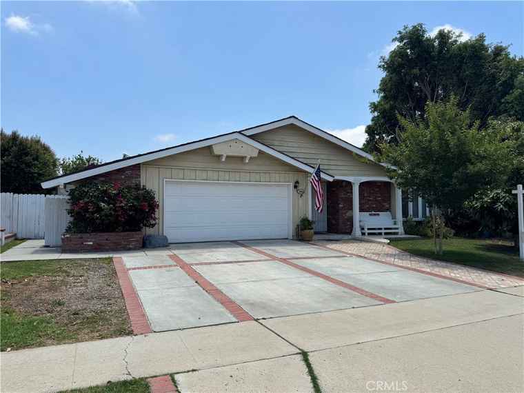 Photo of 680 S Oakhaven Ave Brea, CA 92823
