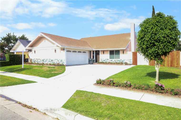 Photo of 17824 Holmes Ave Cerritos, CA 90703