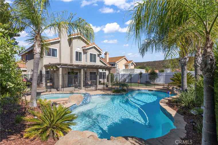Photo of 36307 Grimaud Ct Murrieta, CA 92562