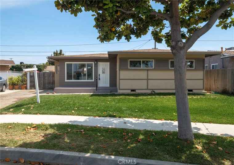 Photo of 150 E 232nd St Carson, CA 90745