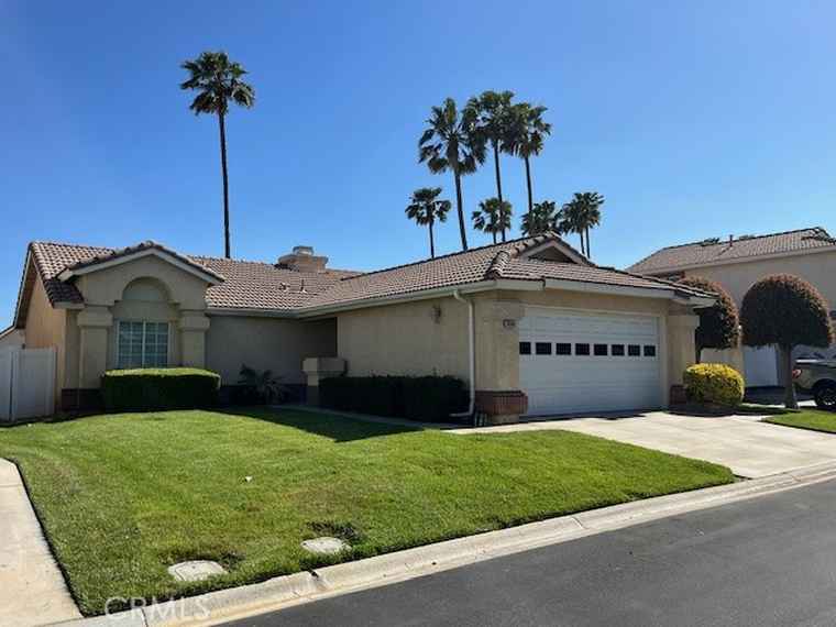 Photo of 3060 Summer Set Cir Banning, CA 92220