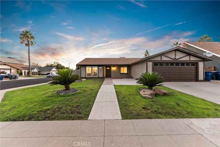 Photo of 680 Fordham Ave Clovis, CA 93611