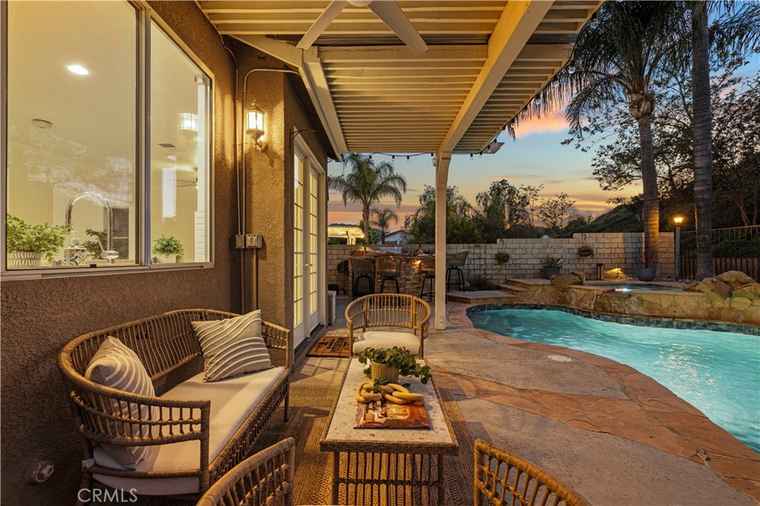 Photo of 25605 Wordsworth Ln Stevenson Ranch, CA 91381