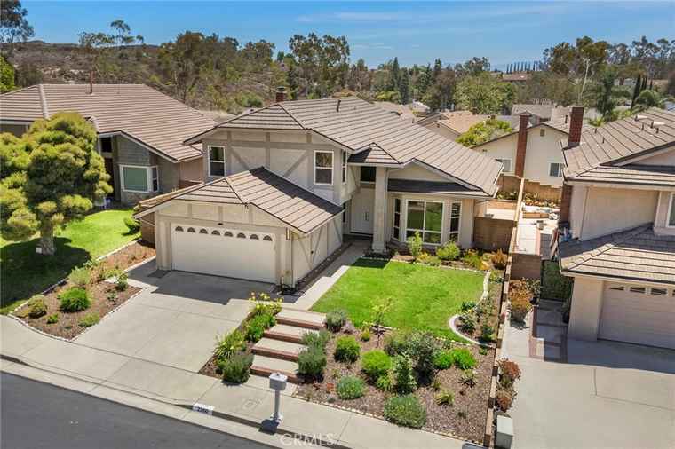 Photo of 2260 Ardemore Dr Fullerton, CA 92833