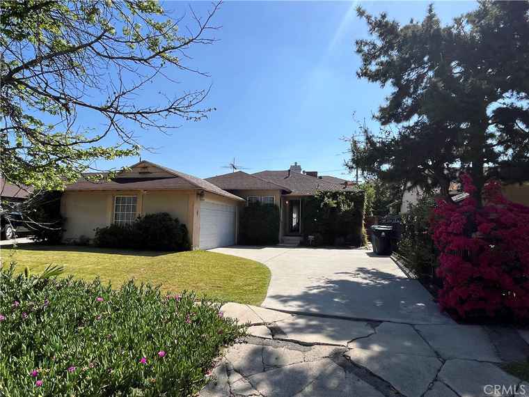 Photo of 6916 Bellingham Ave North Hollywood, CA 91605