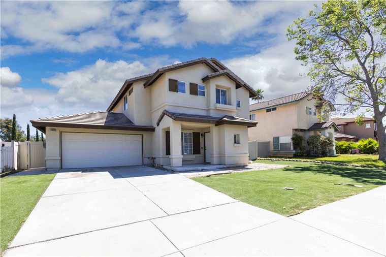 Photo of 44936 Trotsdale Dr Temecula, CA 92592