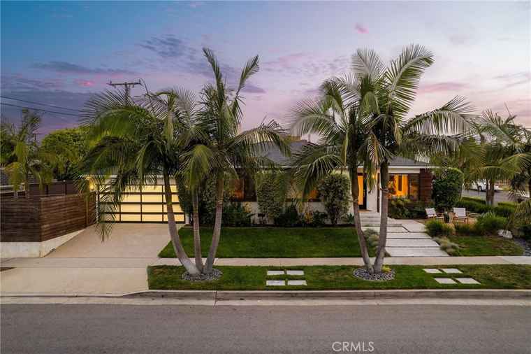 Photo of 1650 22nd St Manhattan Beach, CA 90266